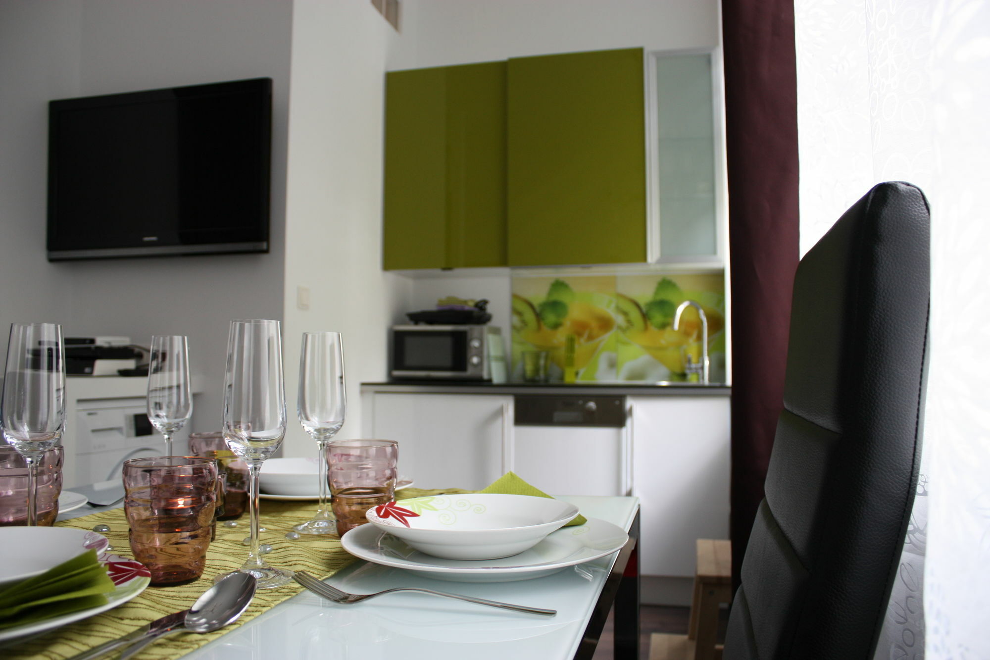 Hotel Govienna Small Modern 2*